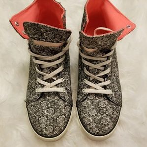 Vans High-Top Paisley w/ Pink (Size 9)